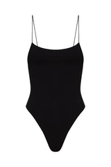 the sculpting C in black compression